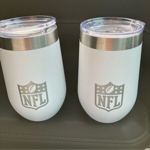 Polar camel 2 white stainless steel travel Mugs with clear lids.  NFL logo. EUC!